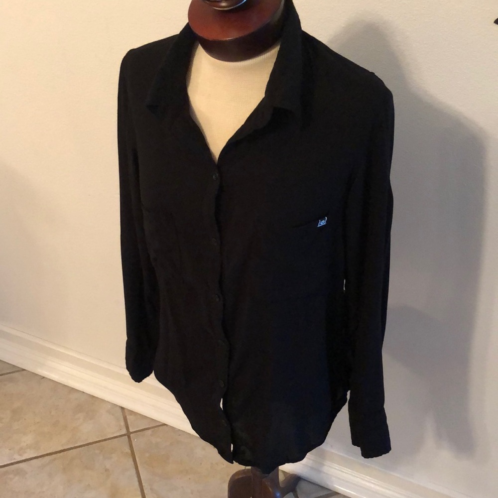 Roxy button up blouse. Size 8 super soft, lightweight. 2 breast pockets.